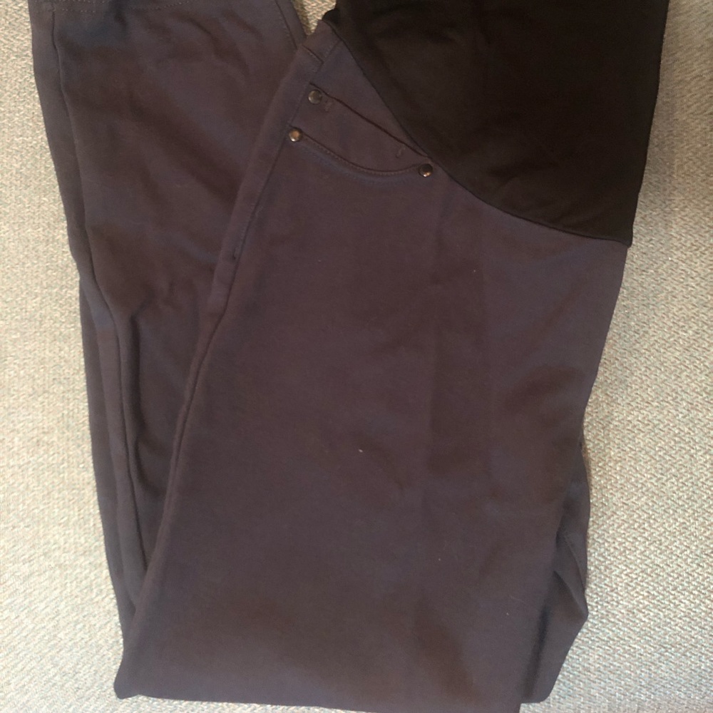 Liverpool maternity leggings, like new size 8/29